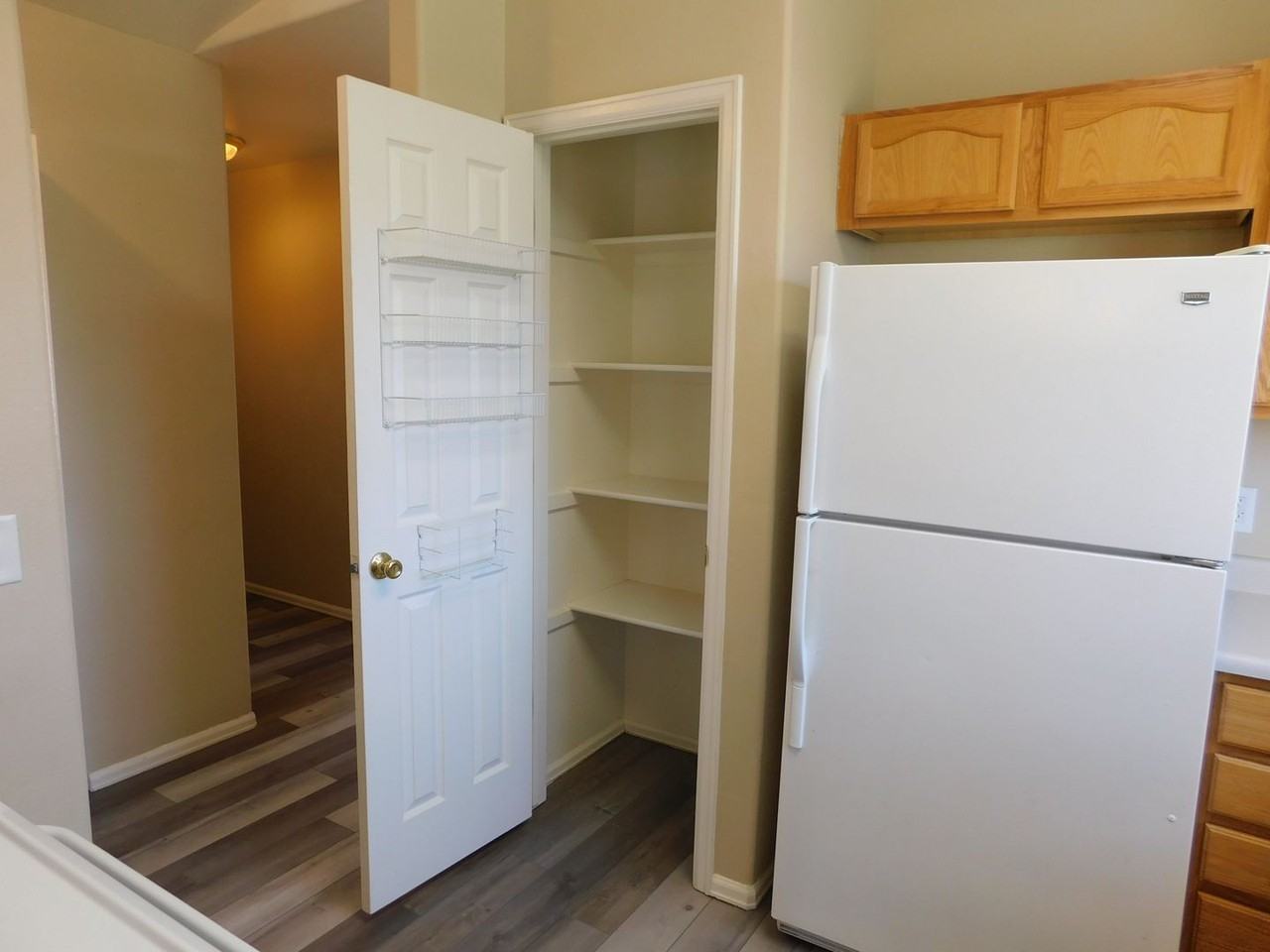 1468 Sagittarius St - Photo 7 of 17