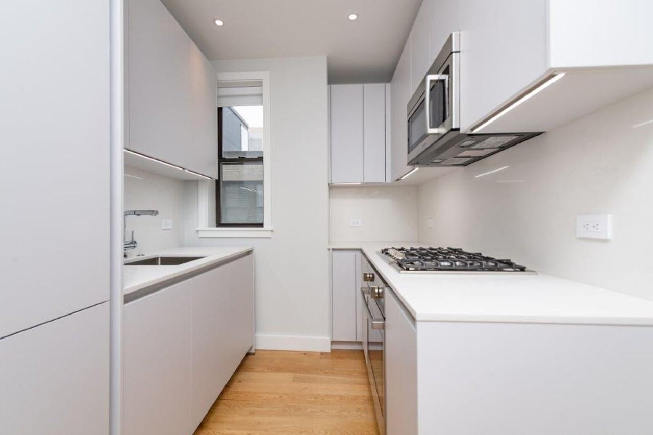 1000 Commonwealth Ave - Photo 6 of 7