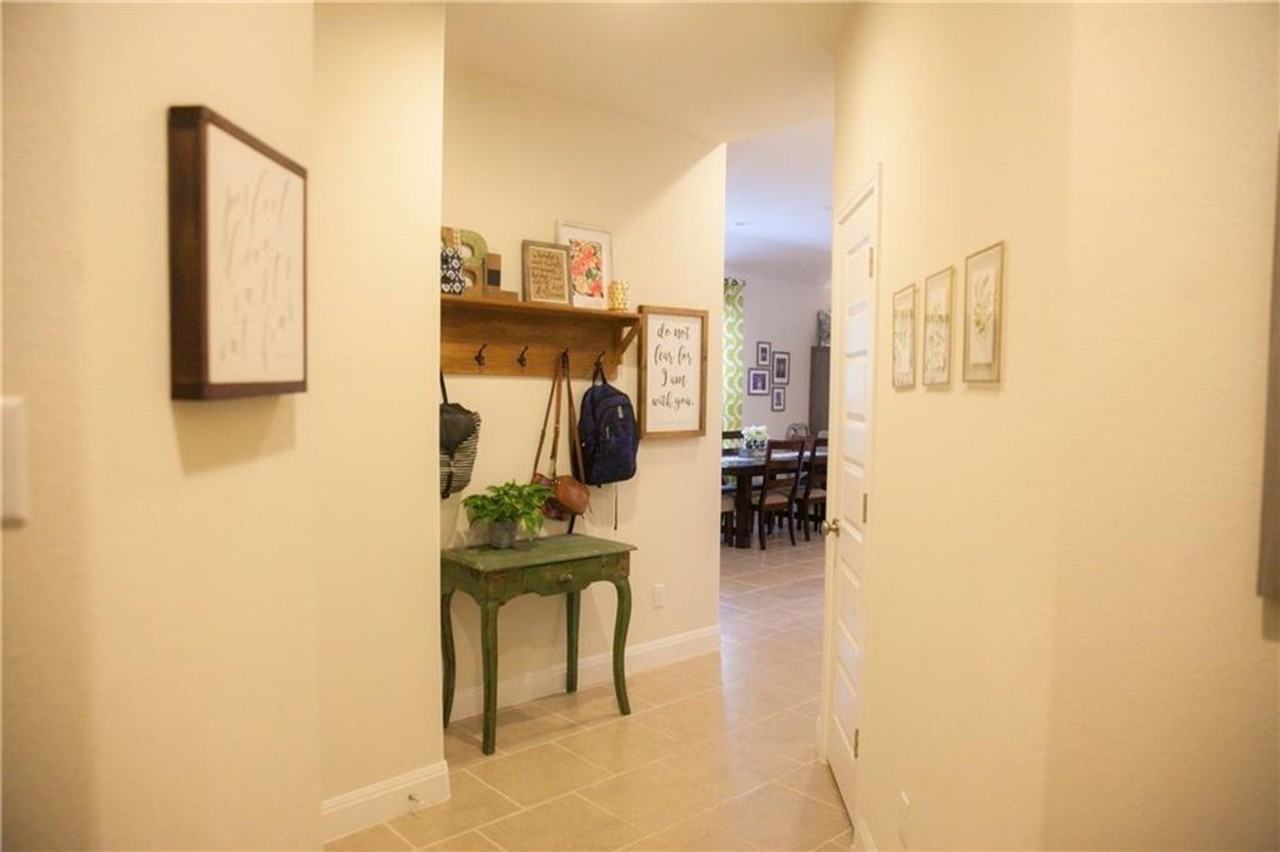209 Methodius Dr - Photo 3 of 31