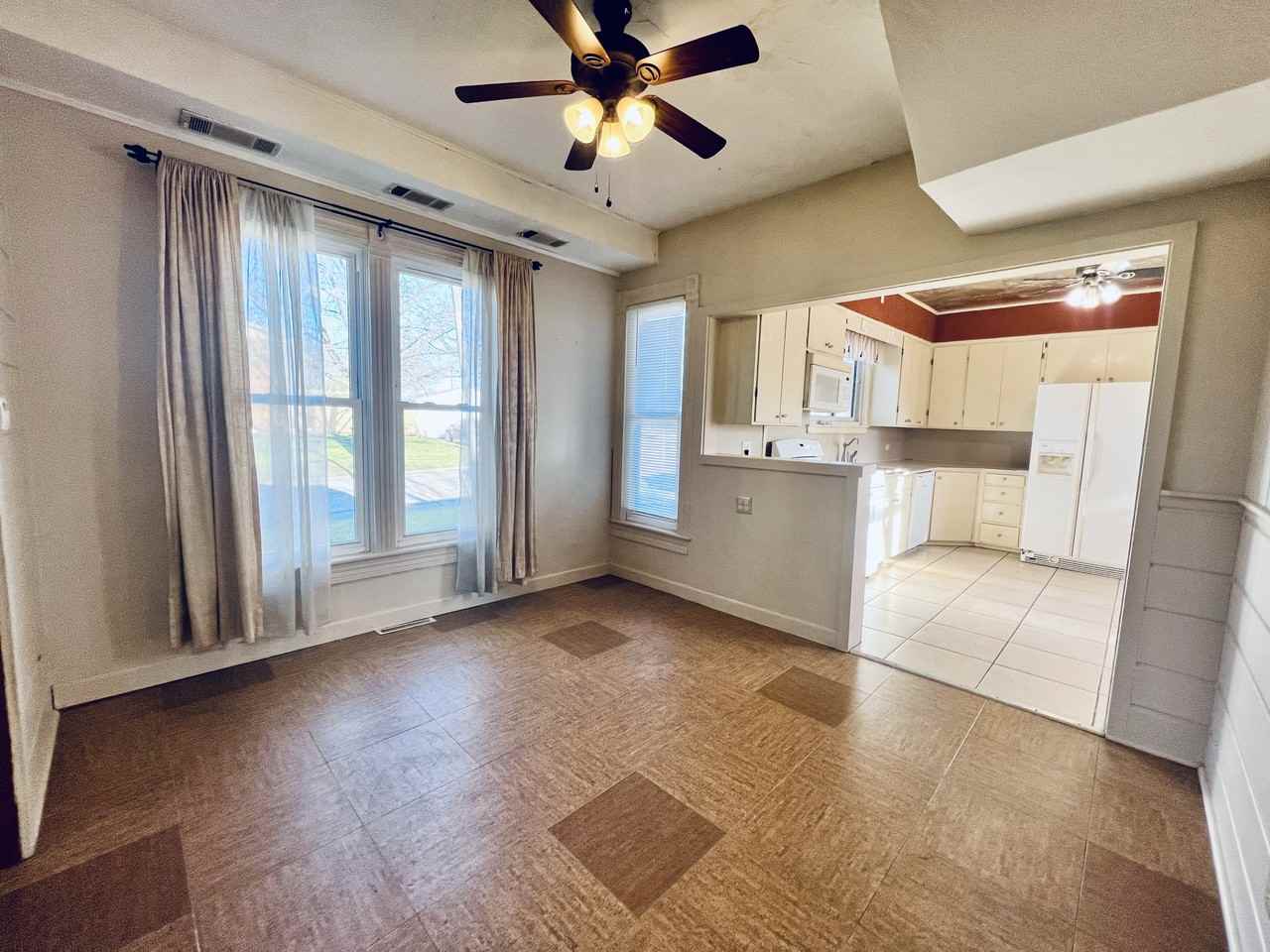 1323 West 2nd Street - Photo 5 of 23