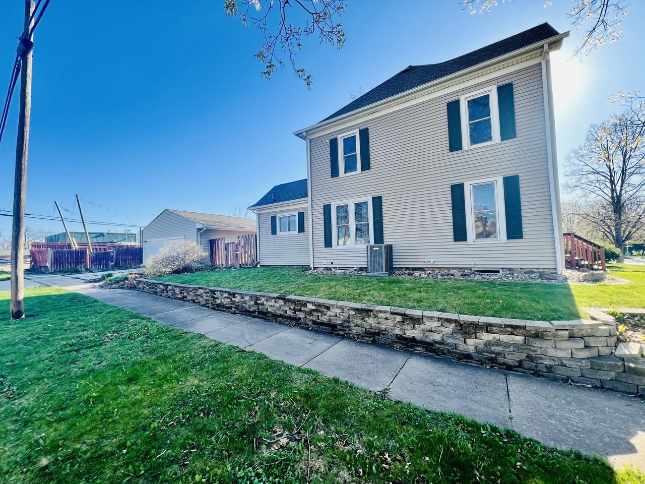 1323 West 2nd Street - Photo 2 of 23