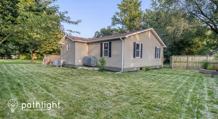 2112 Craig Ln - Photo 3 of 5