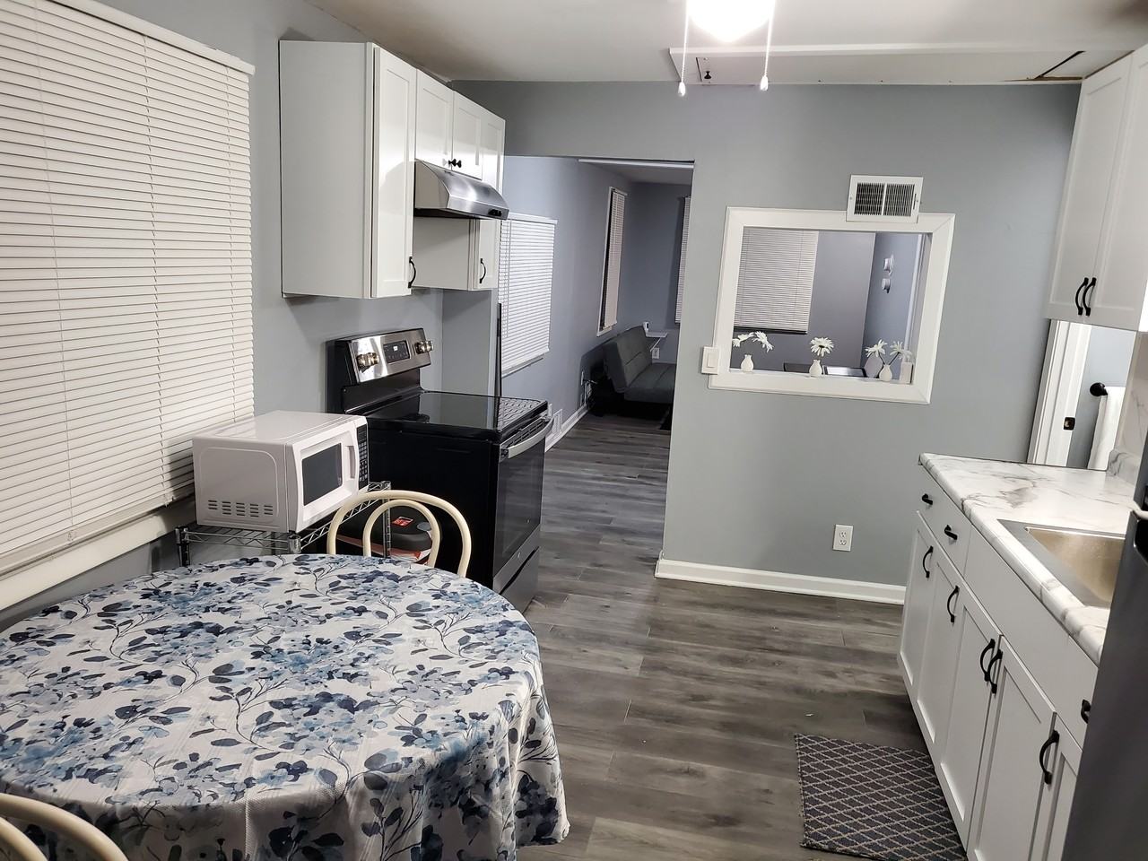 410 Campbell Ave #NA - Photo 5 of 13
