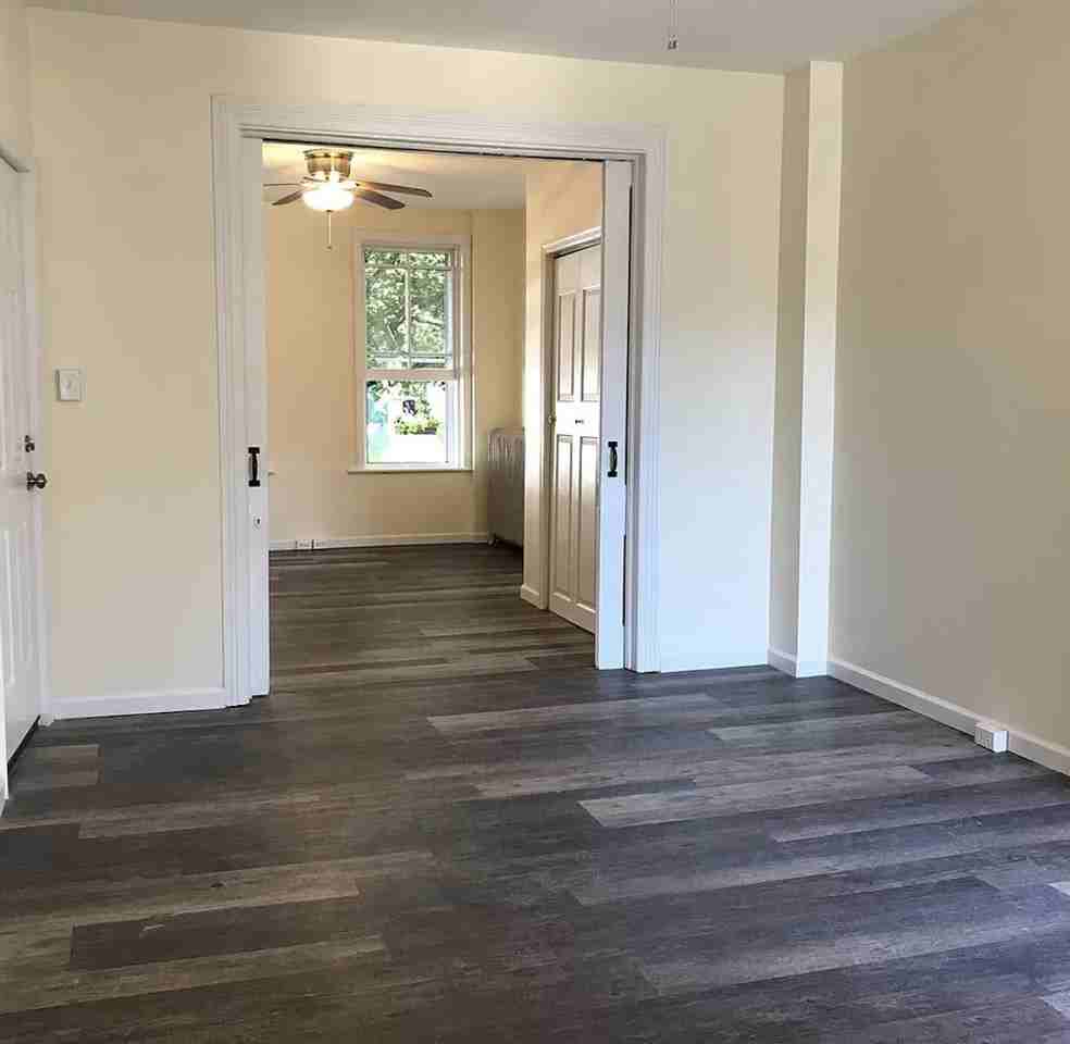 32 E Church St #1stFL - Photo 3 of 4