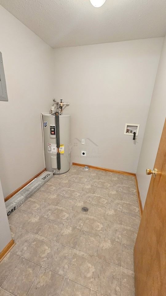 45848 Prairiegrass Ct #5 - Photo 2 of 12