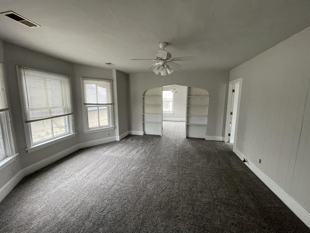 1110 Erie Ave #1110 - Photo 7 of 10