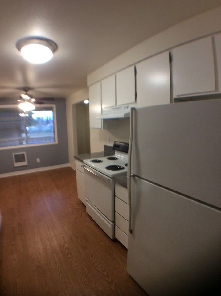 Village Monroe Apartments - Photo 6 of 17