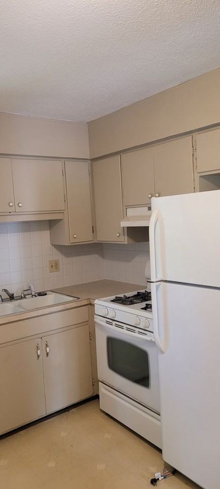 705 Deweese St - Photo 5 of 5