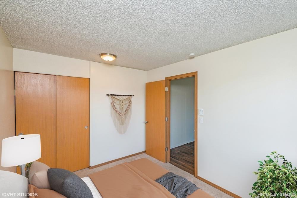 19630 Ash Crest Loop Ne - Photo 3 of 17