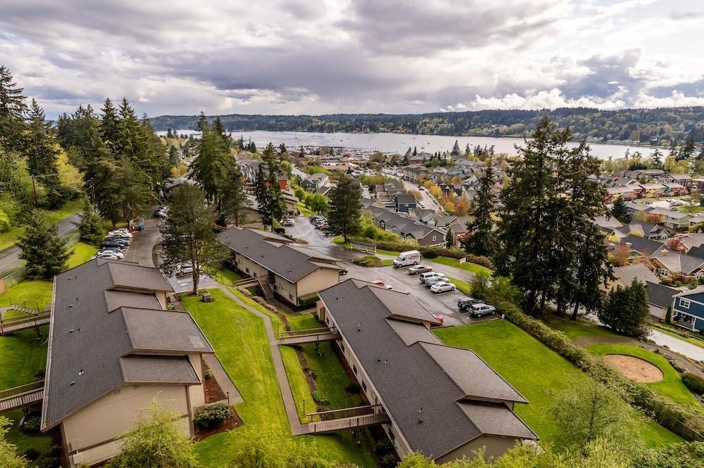 19630 Ash Crest Loop Ne - Photo 2 of 17