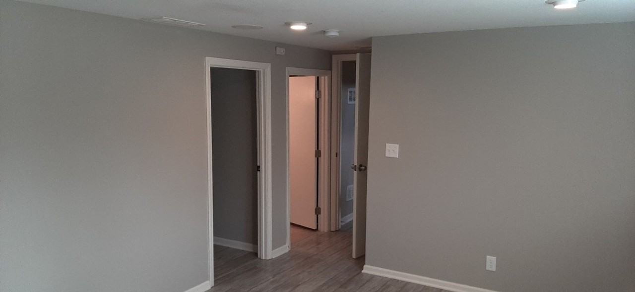9408 Nw 59th Ter - Photo 3 of 41