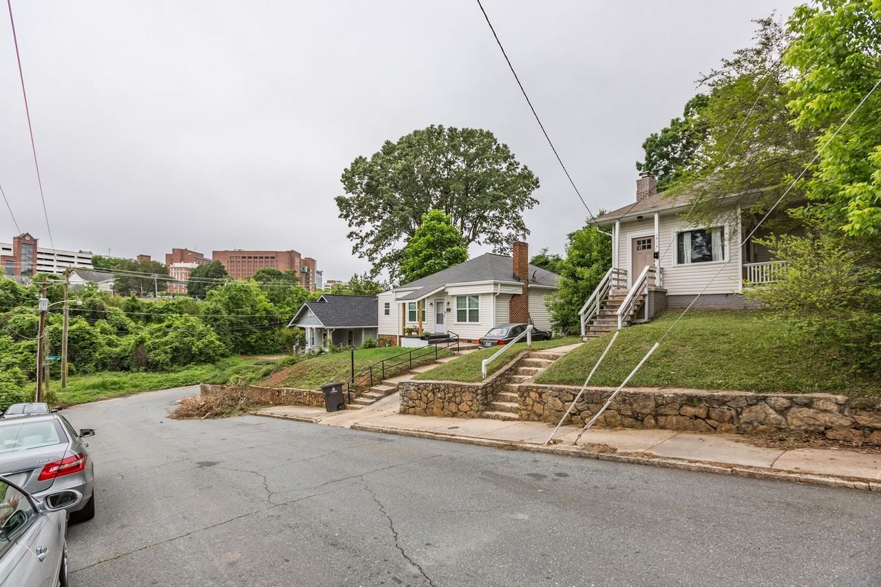 1515 Jarvis St - Photo 3 of 34