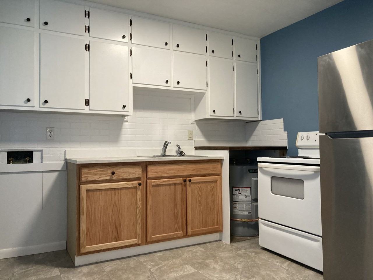 1812 3rd Pl Sw - Photo 2 of 6