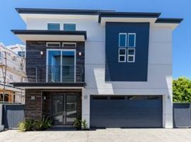 featured image of 205 S Irena Ave
