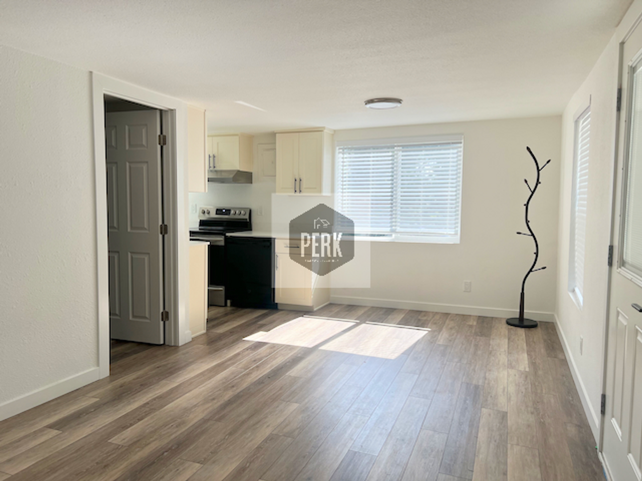 3505 S 272nd St - Photo 3 of 13