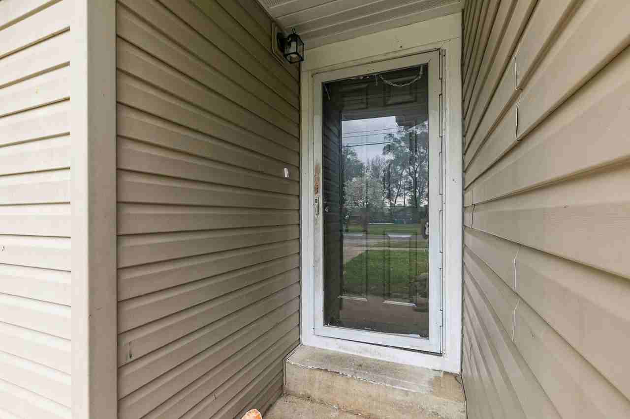 3205 W Lynn St - Photo 3 of 23