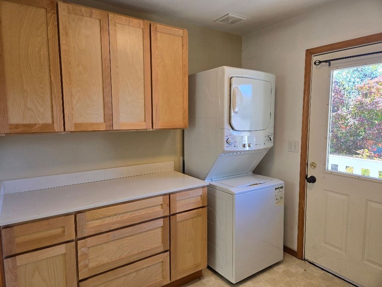 26408 Granny Smith Ln Ne - Photo 7 of 16