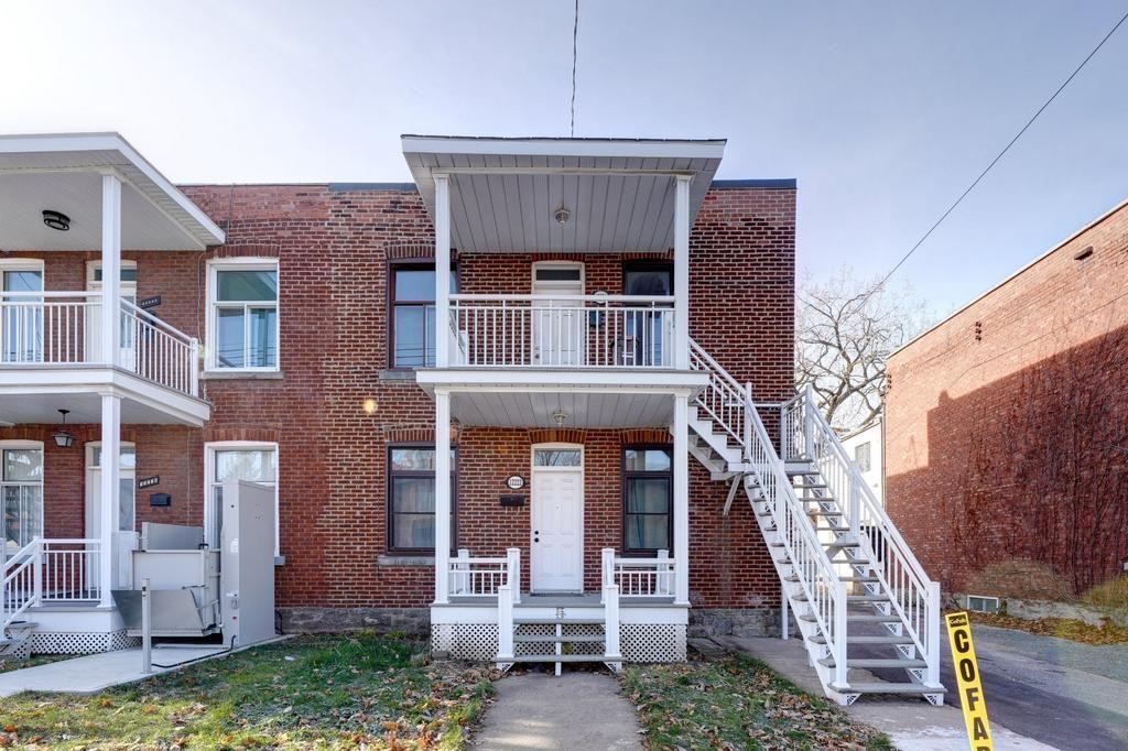 12224 Rue Lachapelle - Photo 2 of 20