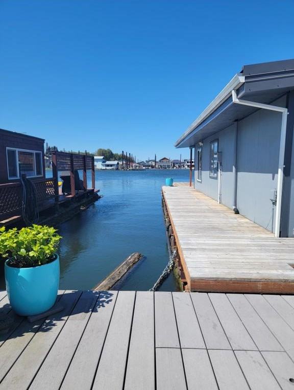 18989 Ne Marine Dr Slip 74 - Photo 2 of 15