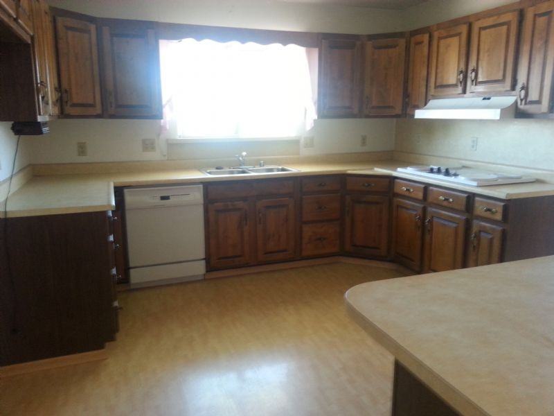 955 Marlesta Rd - Photo 3 of 12