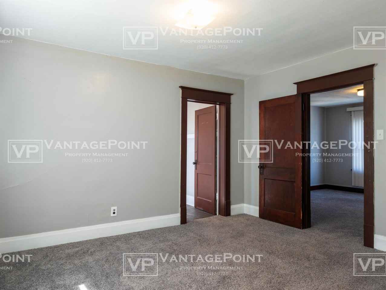 1218 Berner St - Photo 2 of 12