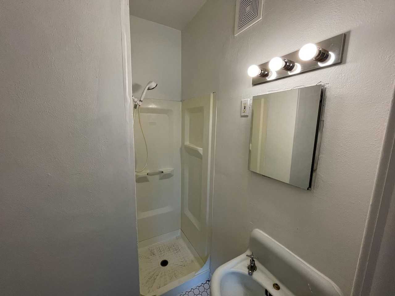 Cascade Apartments - Photo 2 of 6