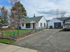 featured image of 906 G Ave