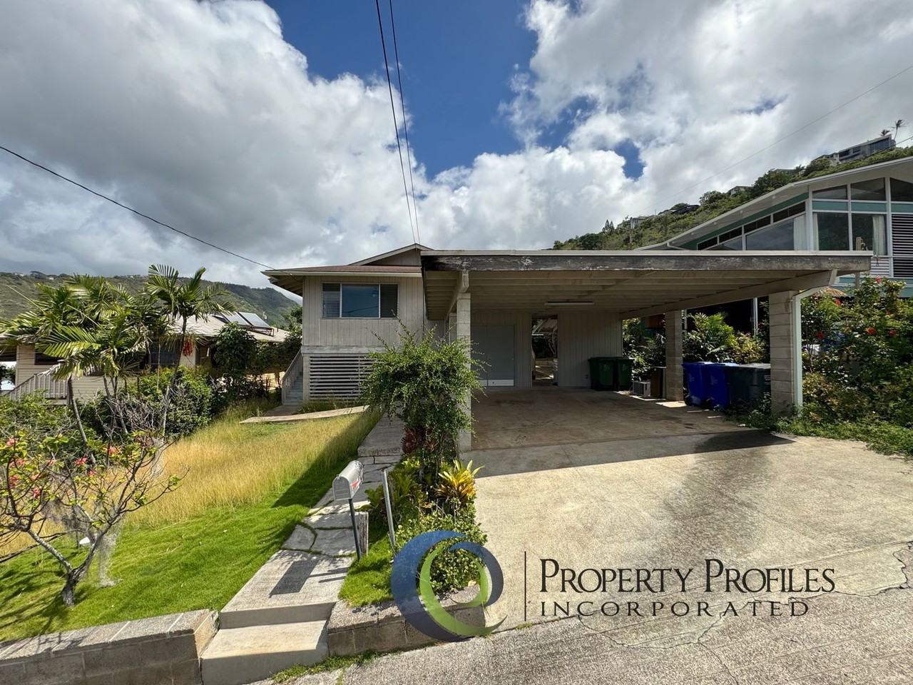 3532 Hinahina St - Photo 2 of 20