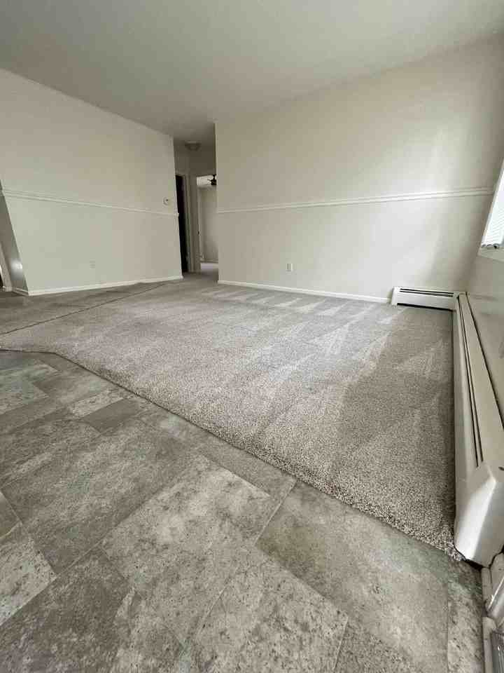 612 E High St - Photo 2 of 12