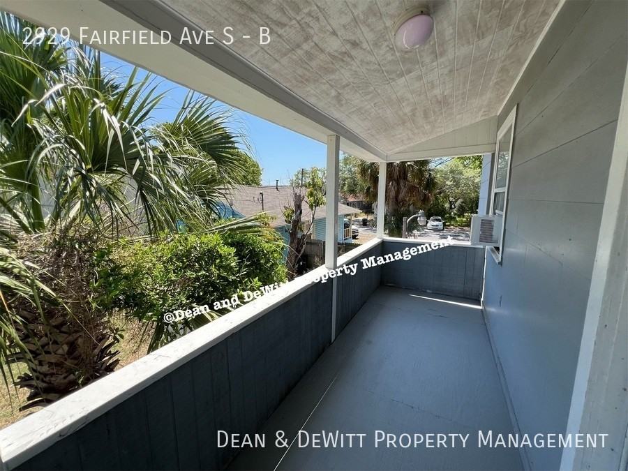 2929 Fairfield Ave S #B - Photo 3 of 16