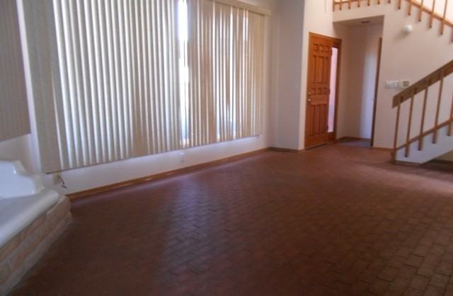 4905 Tally Ho Ave NW - Photo 3 of 33