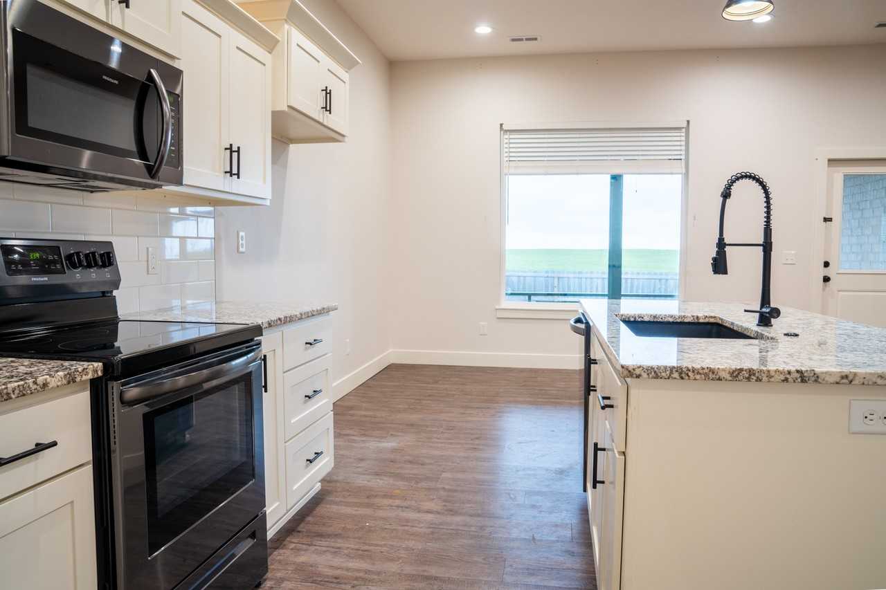 2382 Athens #NA - Photo 3 of 19