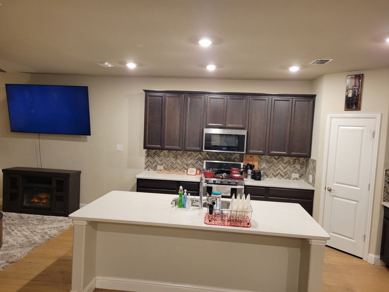 3821 Margo Mews #NA - Photo 2 of 17