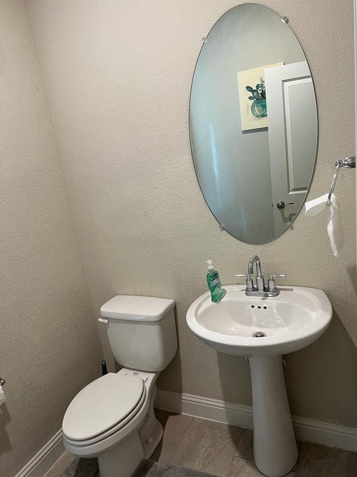 3821 Margo Mews #NA - Photo 6 of 17