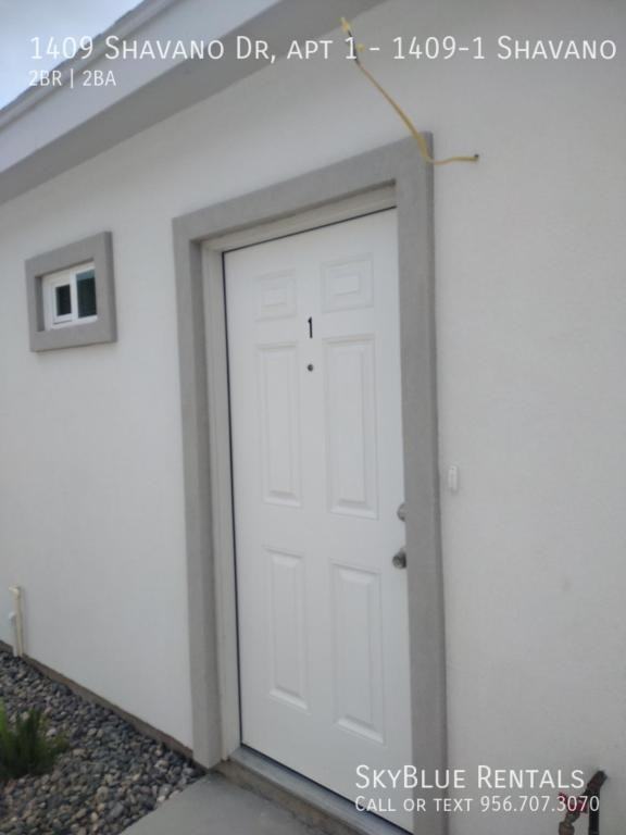 1409 Shavano Dr - Photo 2 of 17