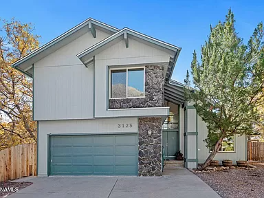3125 E Hemberg Dr - Photo 2 of 24