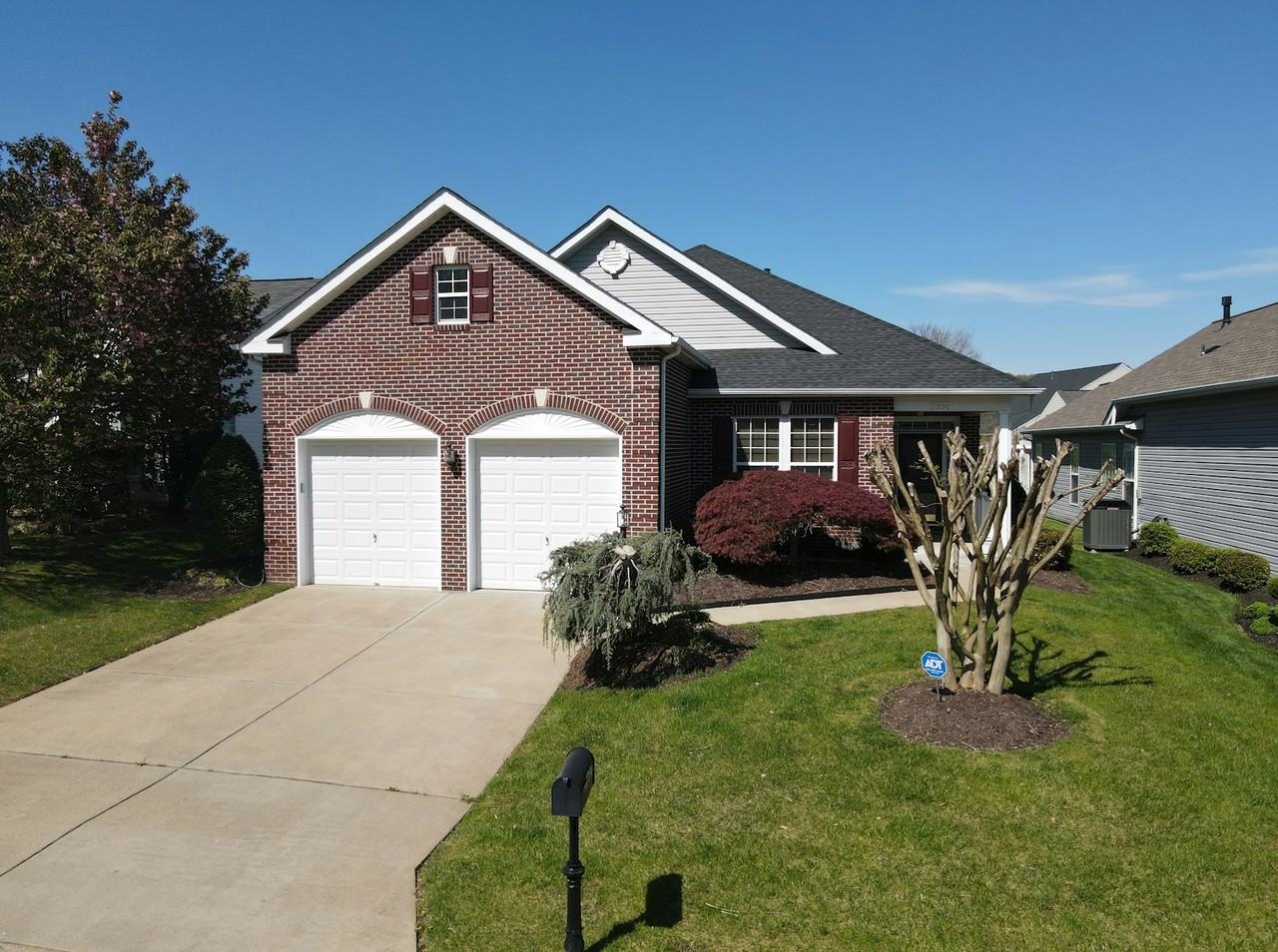 17196 Four Seasons Dr - Photo 2 of 50