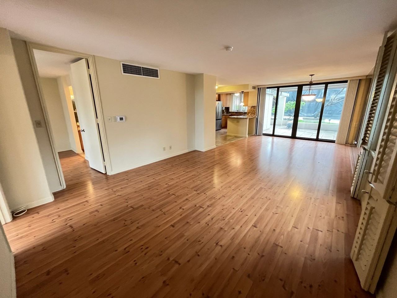 1650 Ala Moana Boulevard #513 - Photo 4 of 34