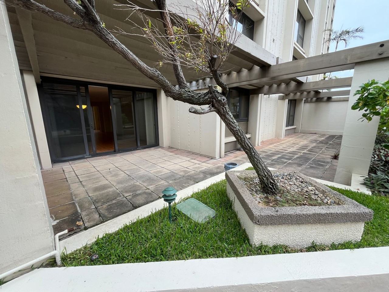 1650 Ala Moana Boulevard #513 - Photo 6 of 34