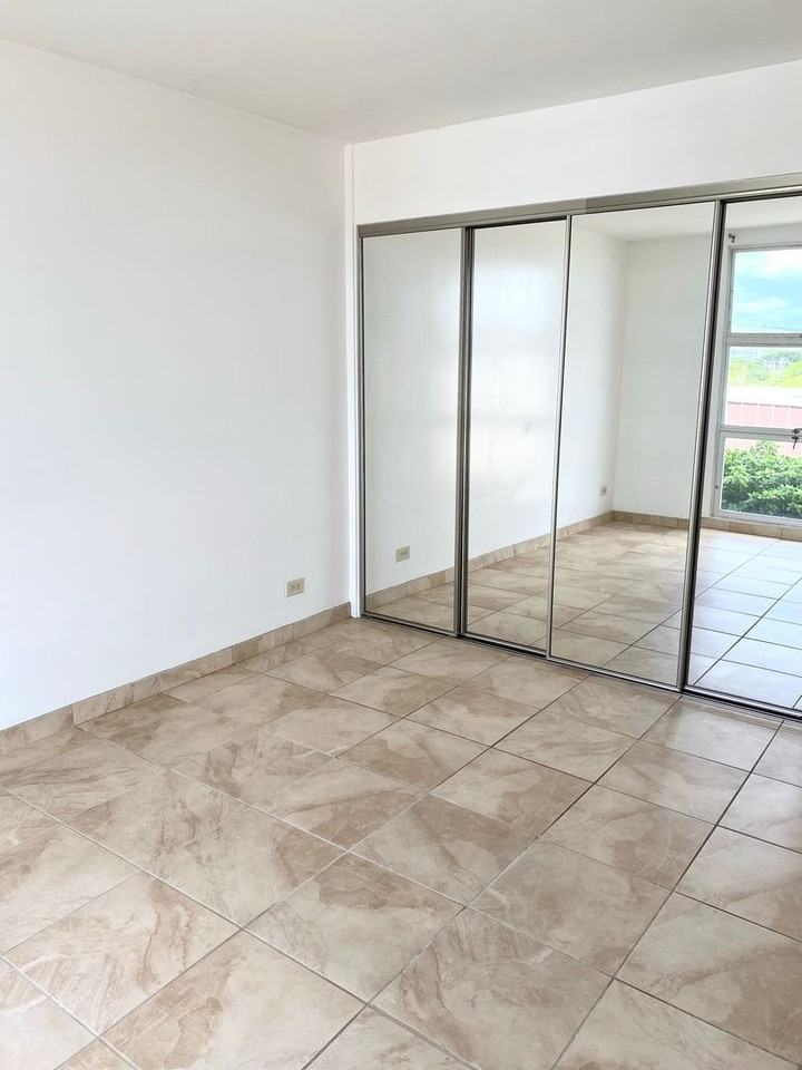 1425 Liliha St #5F - Photo 6 of 7