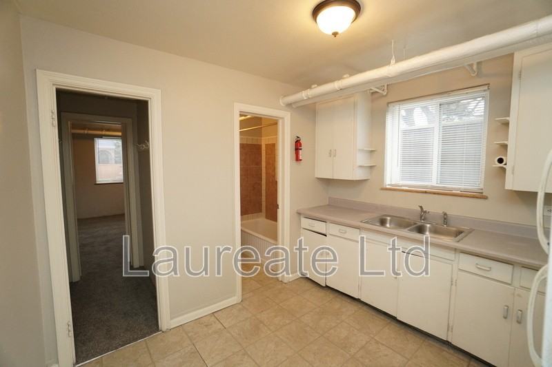 501 Colorado Blvd #6 - Photo 5 of 10