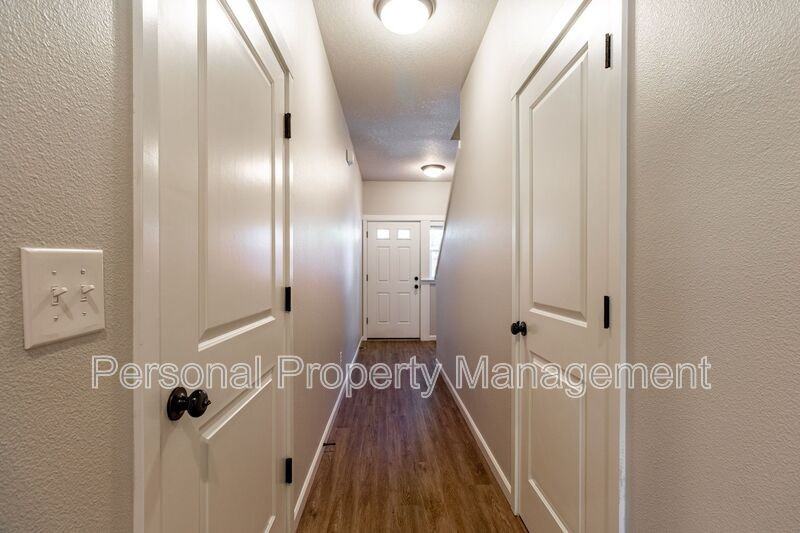 11231 Ne 14th Ct - Photo 2 of 21