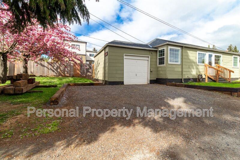 1337 Z St #1 - Photo 2 of 25