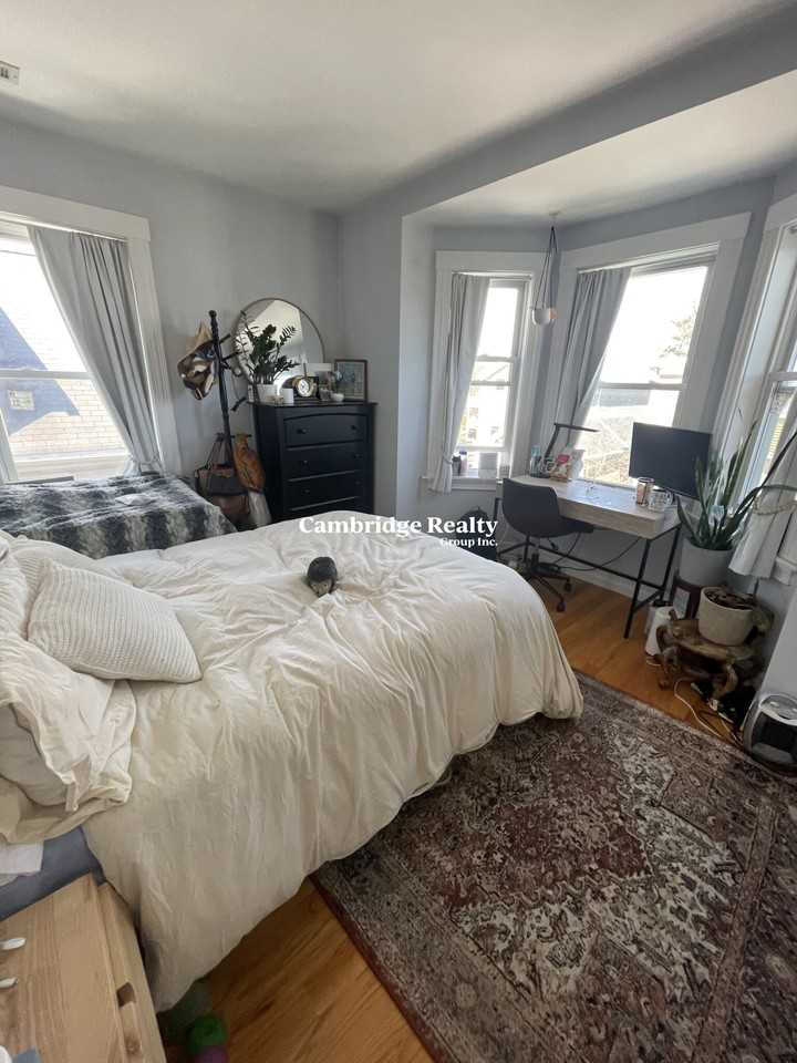 6 Durham St #3 - Photo 3 of 11