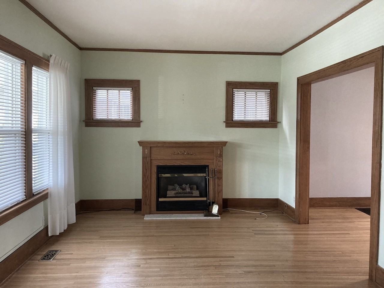 1252 Lincoln Rd - Photo 2 of 31