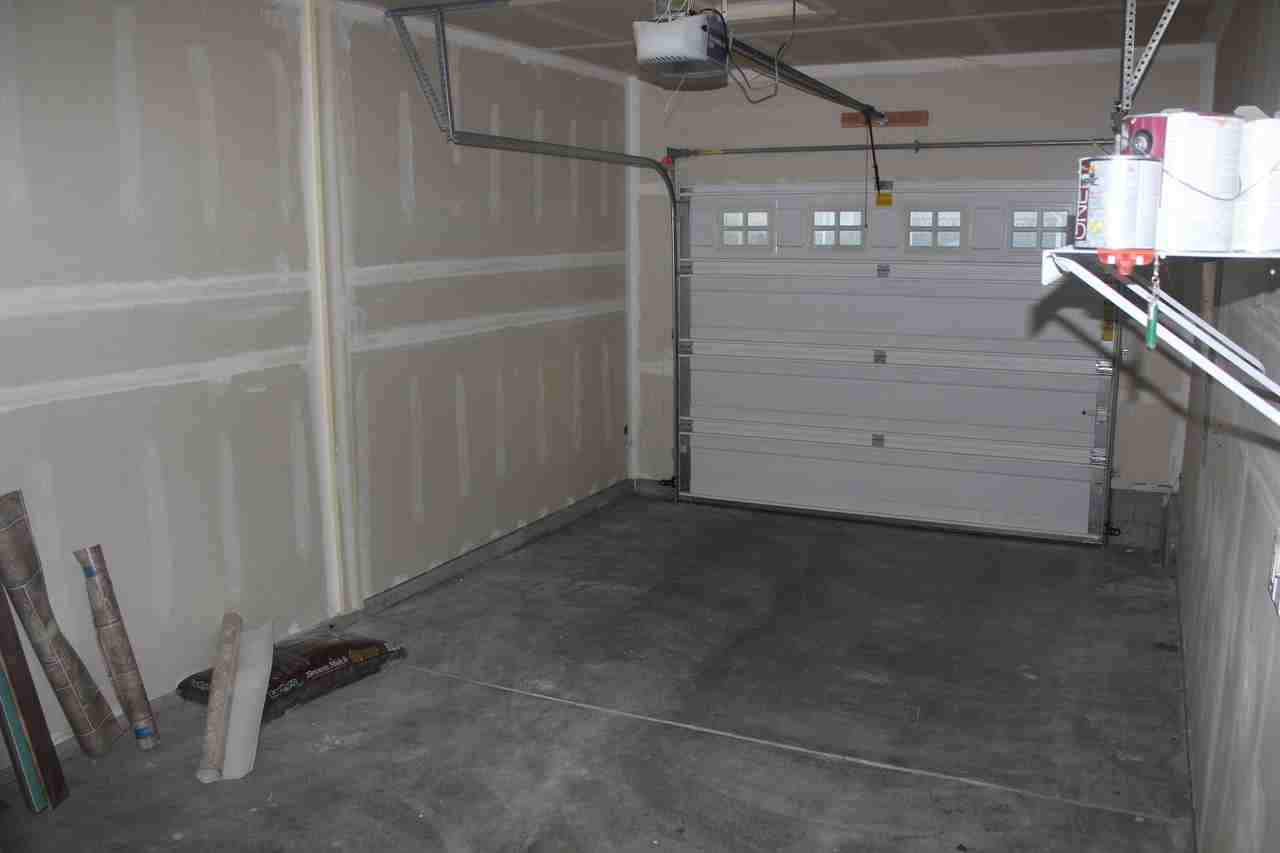 5428 57th Loop Se - Photo 7 of 19