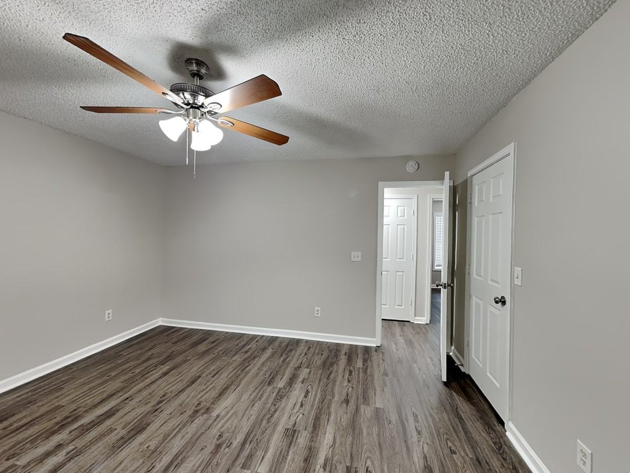 424 Ivy Crest Drive - Photo 6 of 19