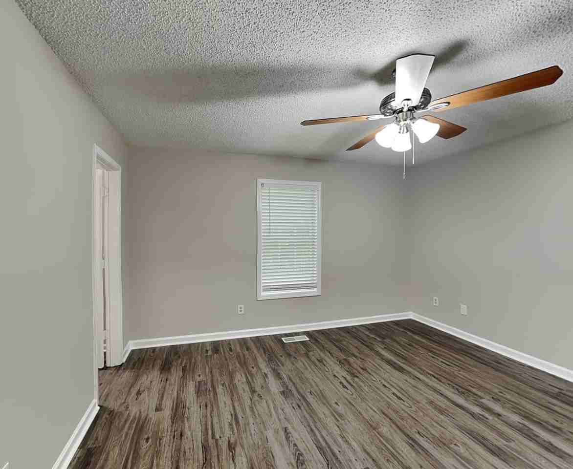 424 Ivy Crest Drive - Photo 7 of 19