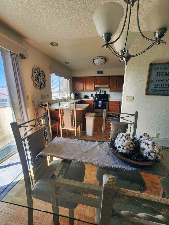 1740 Swanson Ave - Photo 3 of 15