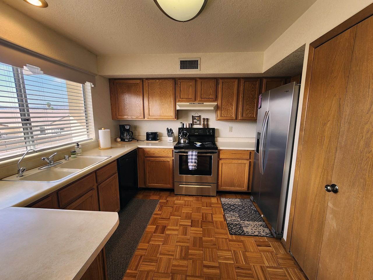 1740 Swanson Ave - Photo 4 of 15